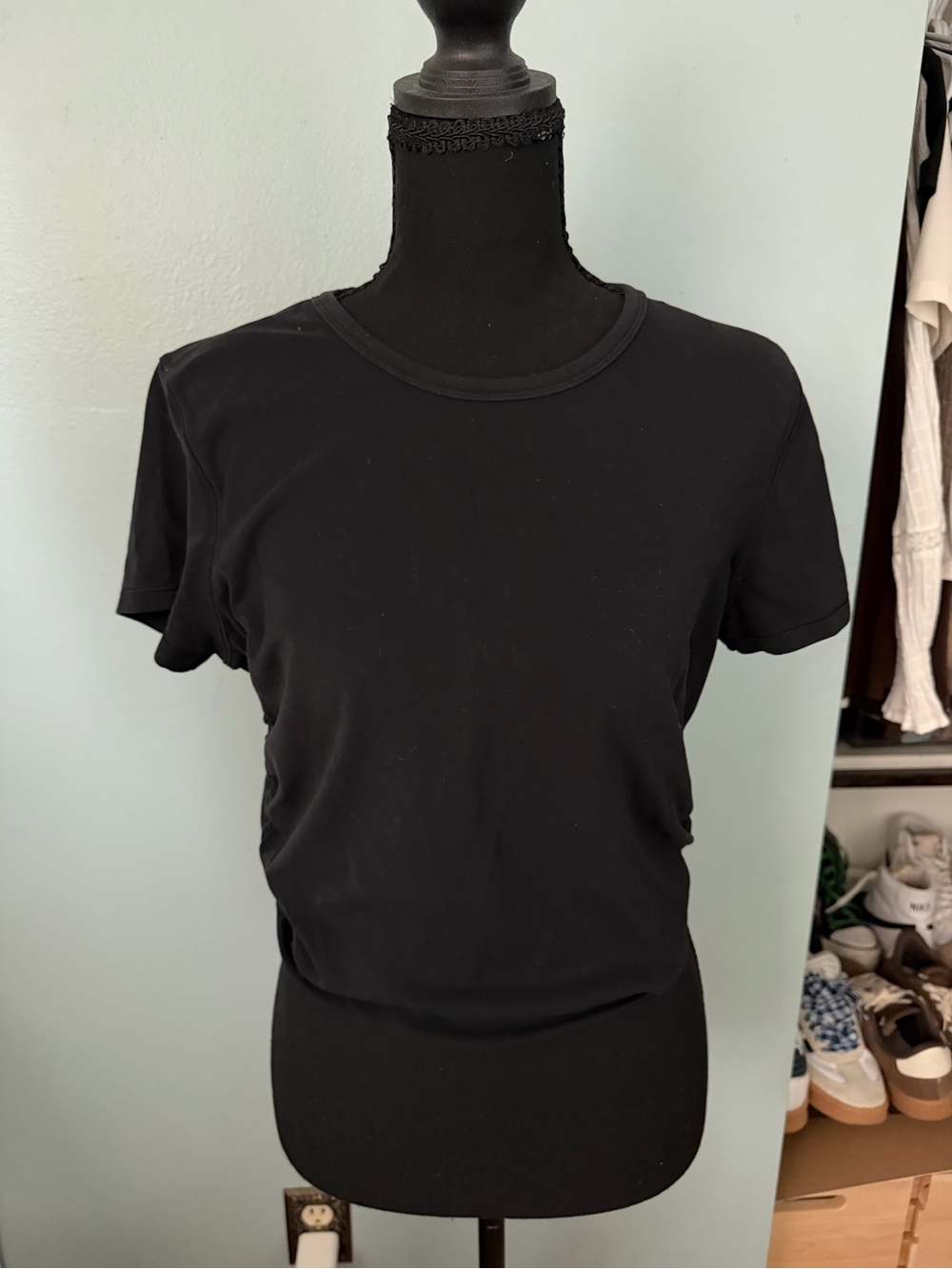 lululemon athletica Black Crop Tee